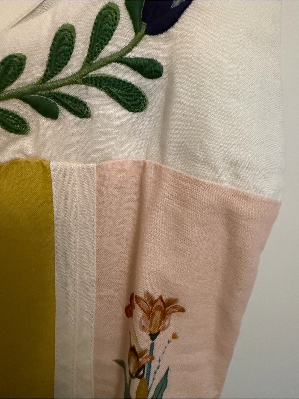 FARM Rio Pastel delicate Floral Stripes Maxi Dress - Picture 4 of 9